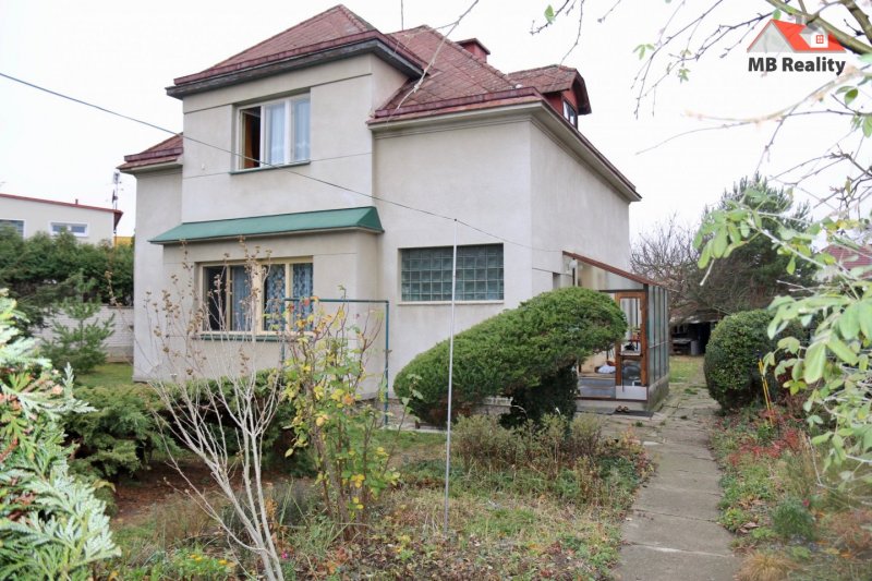 Prodám rodinný dům 4+1,pozemek 1484m2,Praha